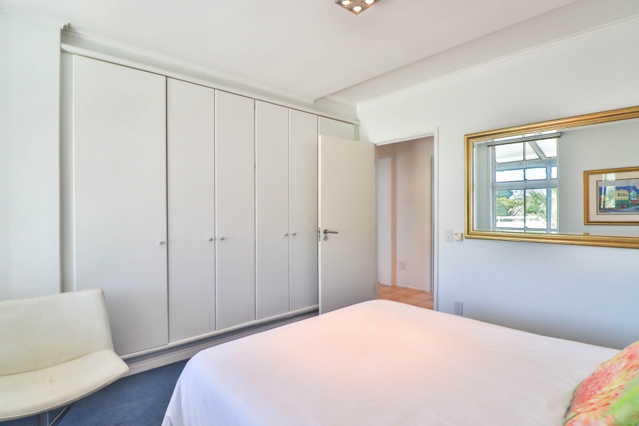 To Let 3 Bedroom Property for Rent in Mouille Point Western Cape